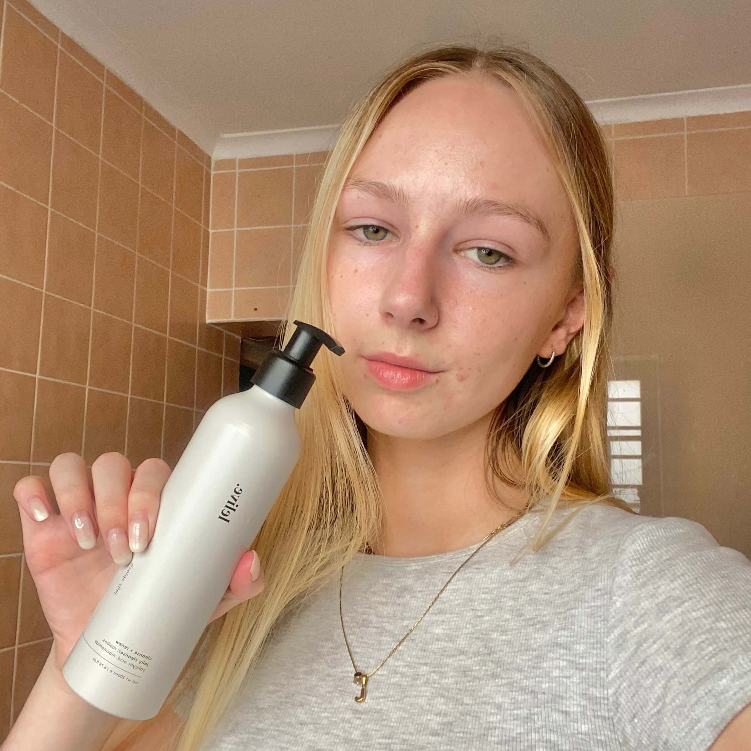 Jelly Splash | Brighten + Renew Cleanser